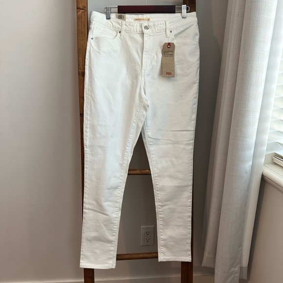 Levi's Denim - NWT Levi’s High Rise Skinny 721